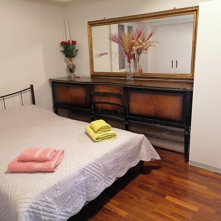 Apartament Kомната Гостья Ateny Zewnętrze zdjęcie